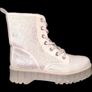 Steve Madden Dynamite Silver Combat Bootie Women’s Size 8.5